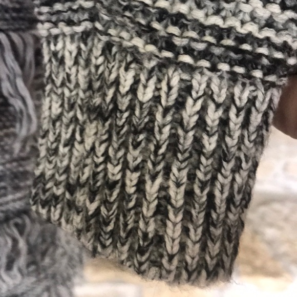 Woman’s Express Fringe Sweater Size S - Picture 3 of 5